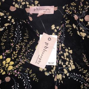 Cuffed short sleeve Philosophy floral blouse